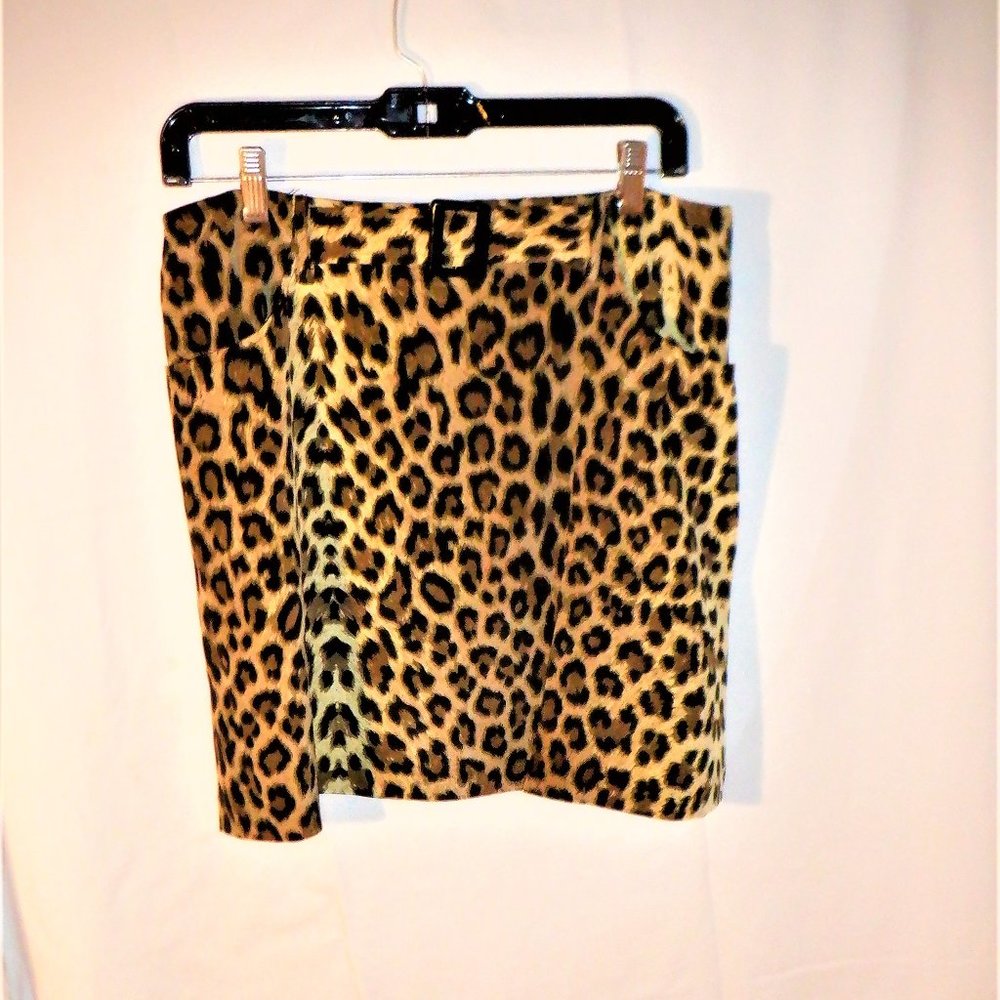 *** NY INVASION *** SKIRT ~  Large